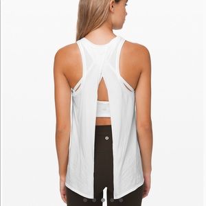 Lululemon split back tank